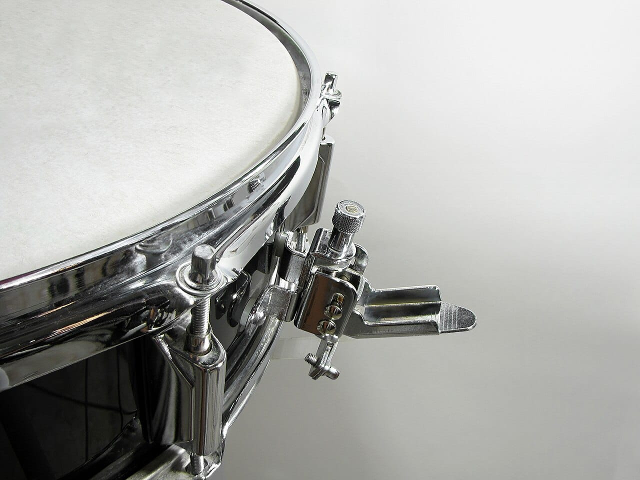 Rogers Dyna-Sonic floating snare rail mechanizmas
